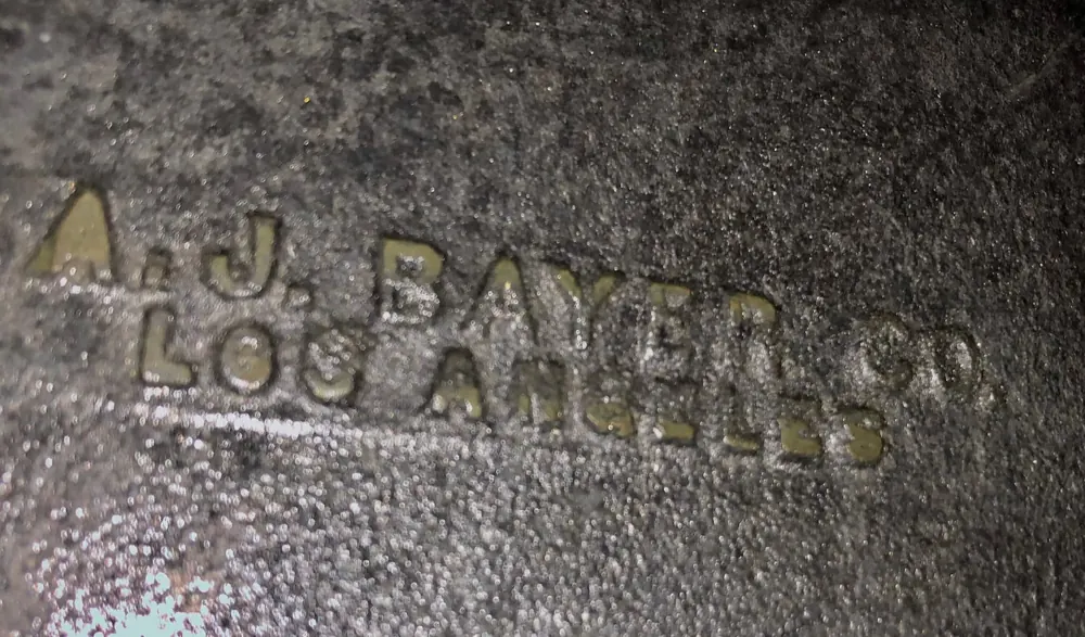 A.J. Bayer Co. Los Angeles maker’s mark cast on the back of the Gulf Building plaque